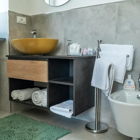 דירה Delphi Soggiorni Romantic Suites With Private Terrace - Ischia Porto איסקיה